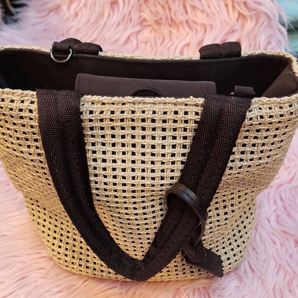 Mondani NY Rattan Style Bag - Picture 1 of 12